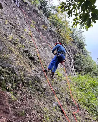 Dokumentasi: Panjat Tebing di Punthuk Dhara di Desa Puntuk Doro